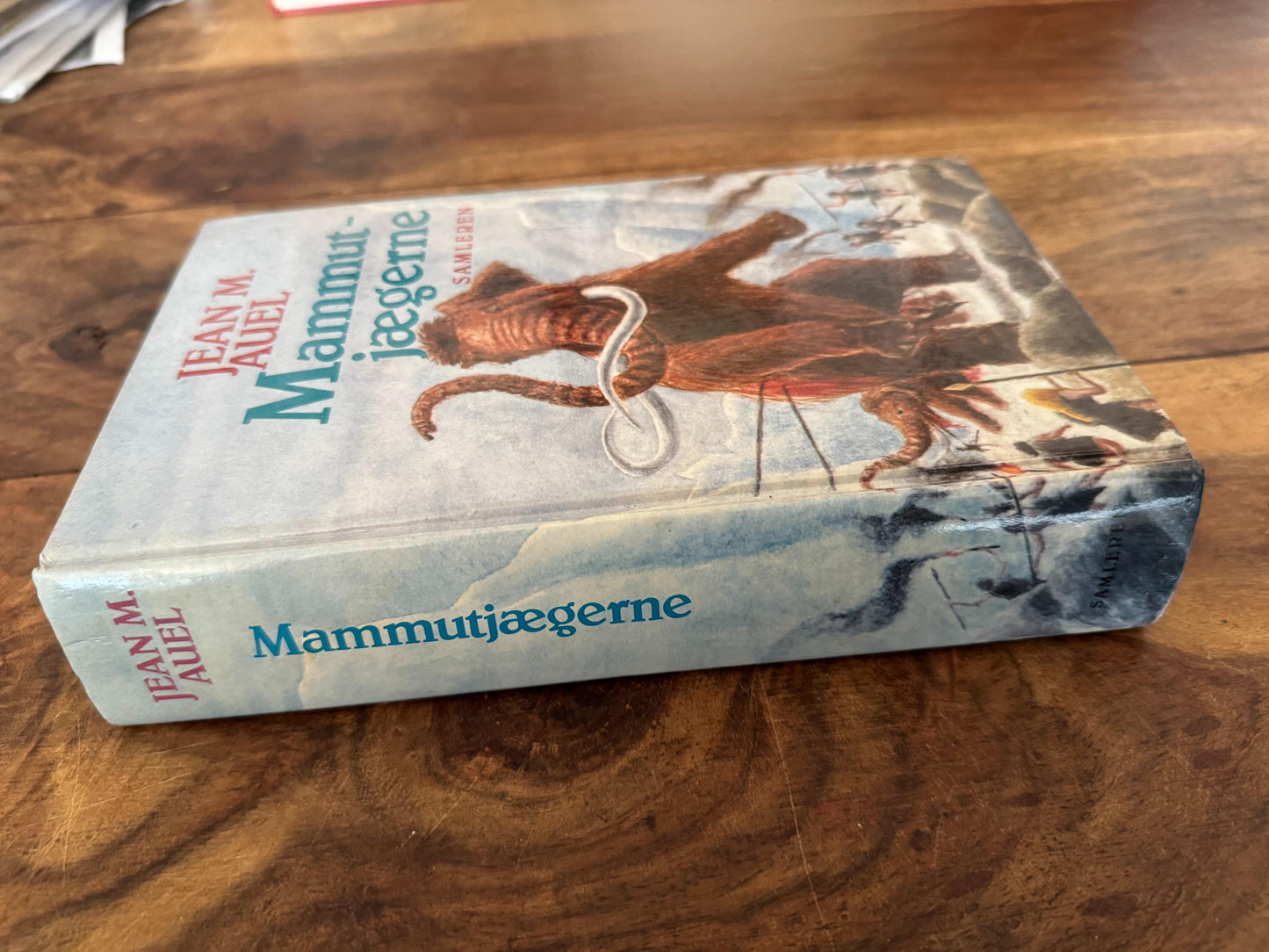 Mammutjægerne #1 Jean M. Auel