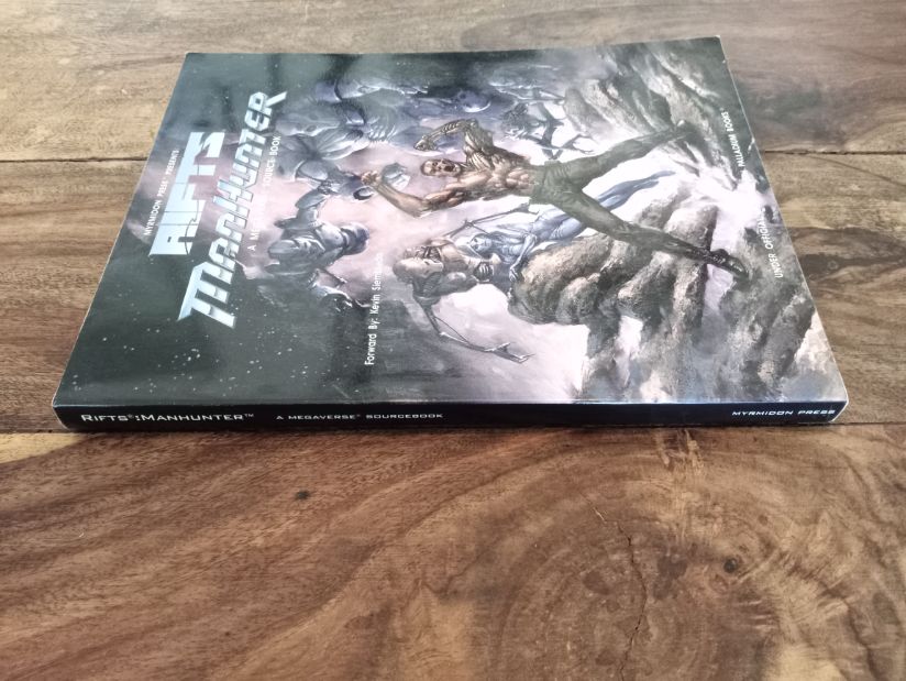 Rifts Manhunter A Megaverse Sourcebook Myrmidon Press 1994