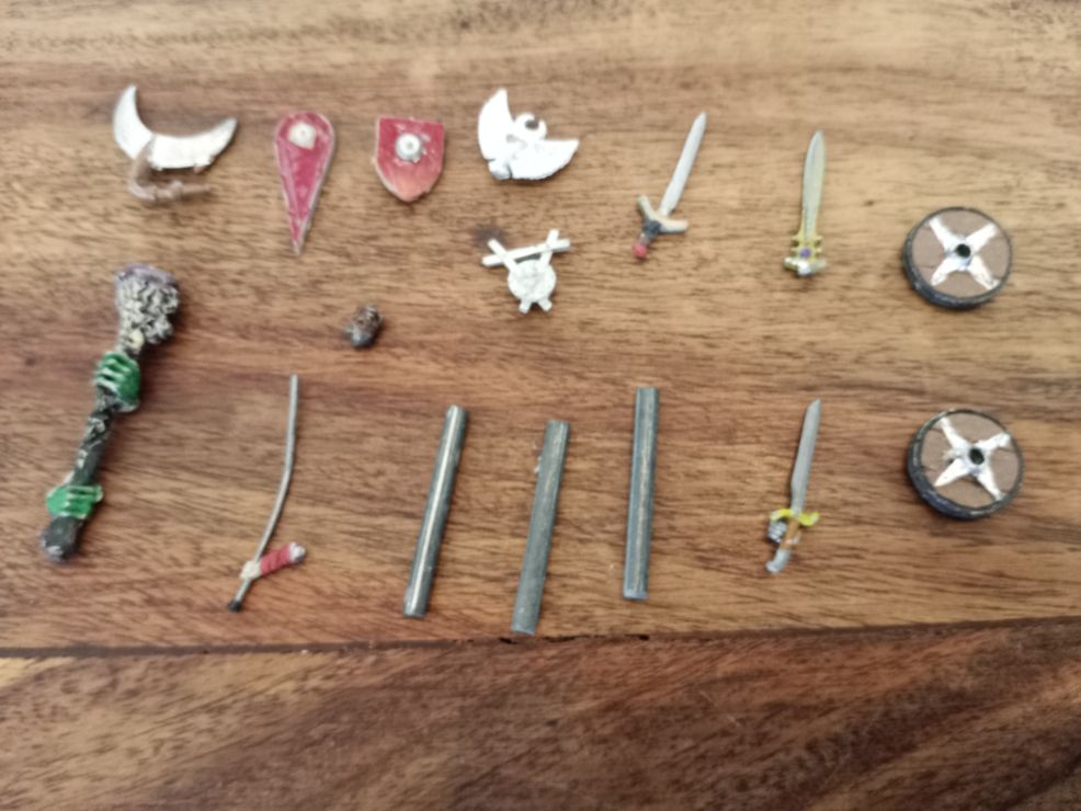 Fantasy Bits Metal Miniatures