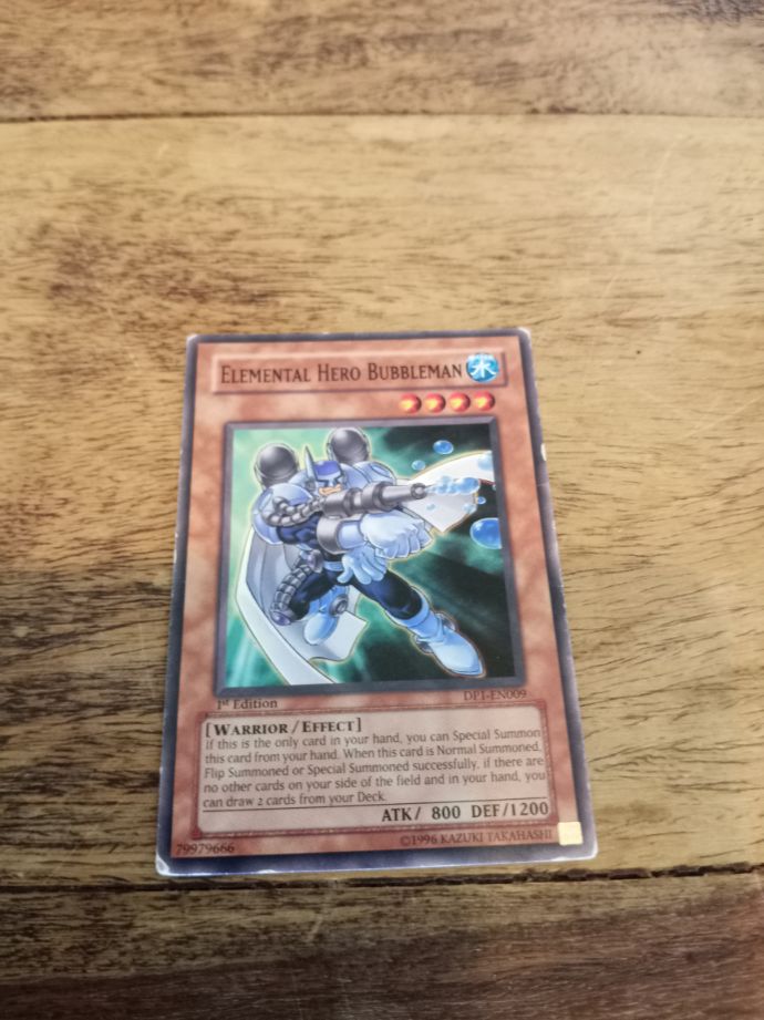 Yu-Gi-Oh! Elemental HERO Bubbleman DP1-EN009