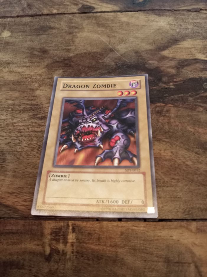 Yu-Gi-Oh! Dragon Zombie SDY-E012