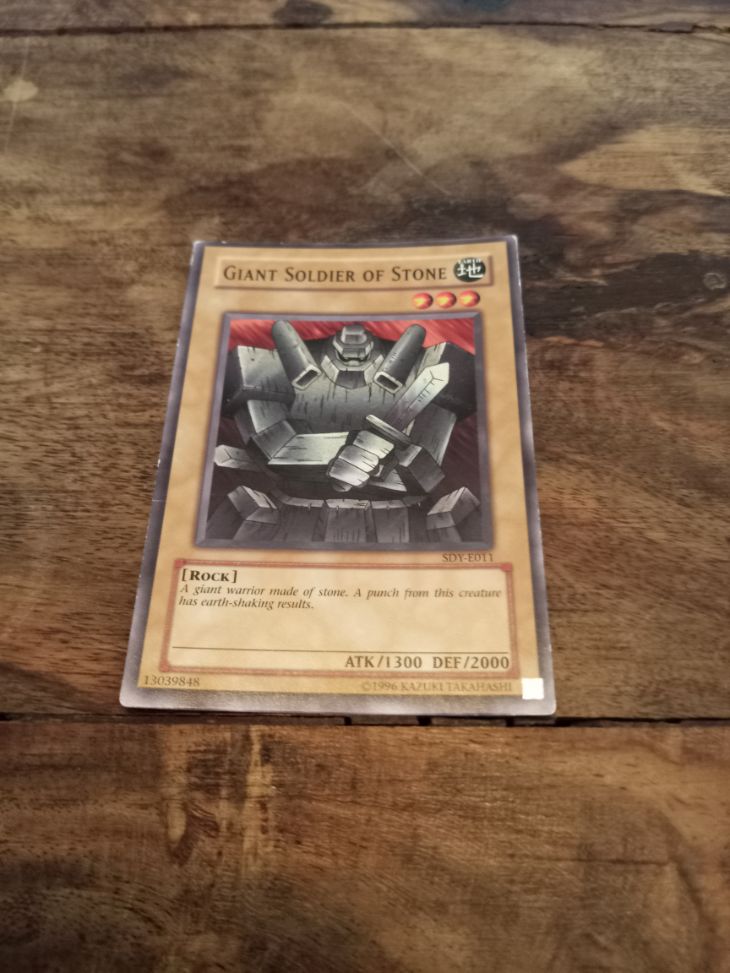 Yu-Gi-Oh! Giant Soldier of Stone SDY-E011