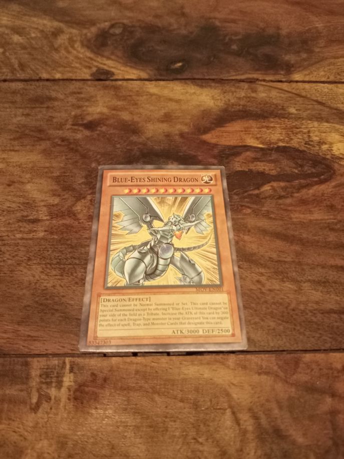 Yu-Gi-Oh! Blue-Eyes Shining Dragon MOV-EN001