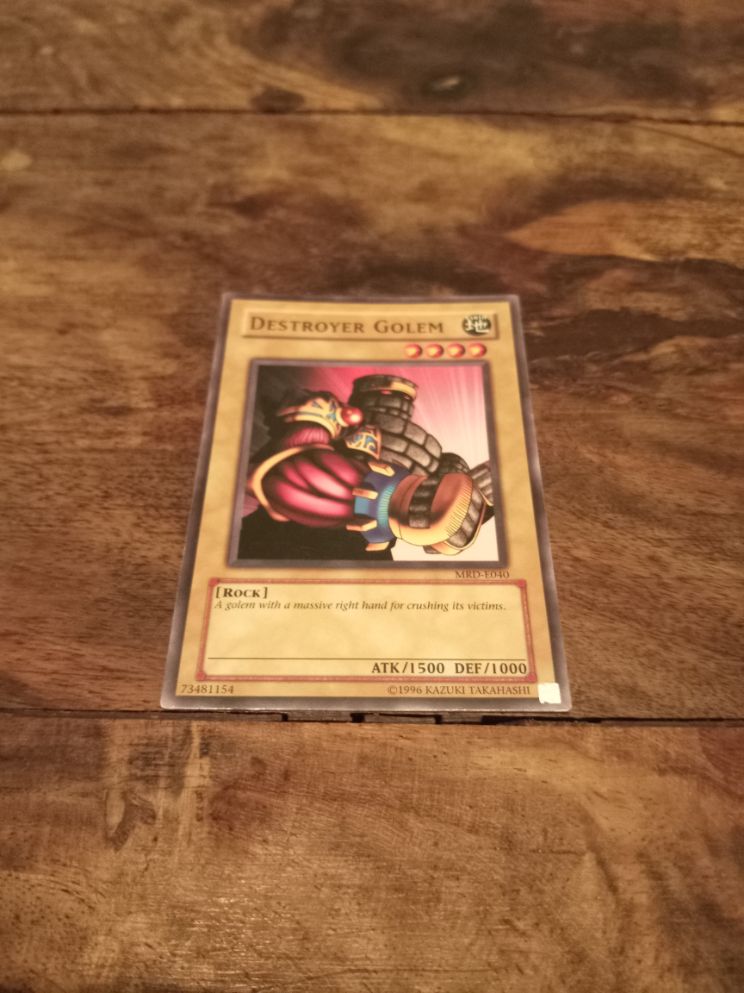 Yu-Gi-Oh! Destroyer Golem MRD-E040