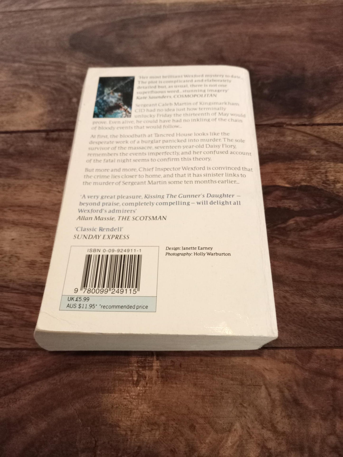 Kissing the Gunner's Daughter An Inspector Wexford Mystery Ruth Rendell Arrow 1991