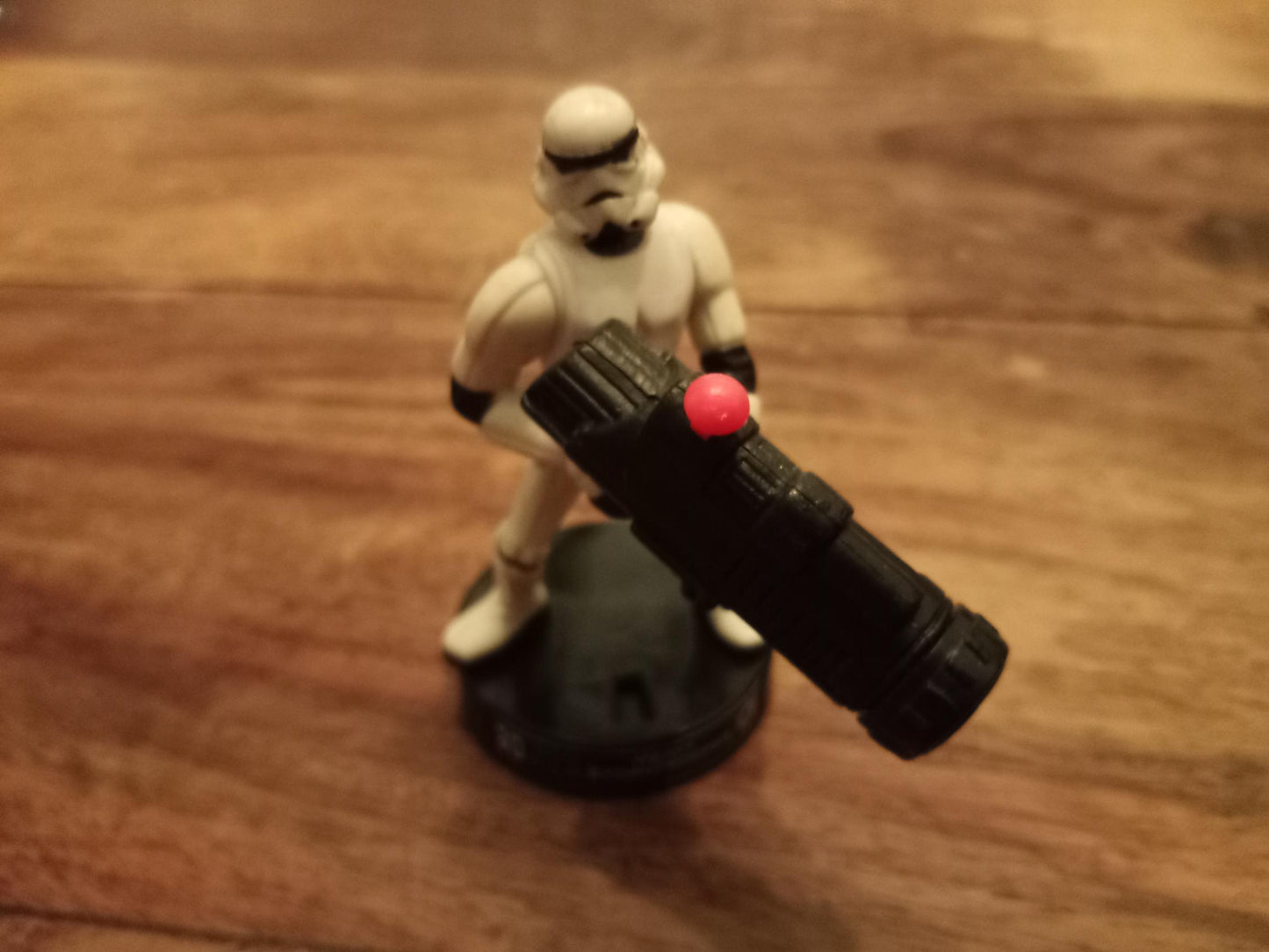 Star Wars Attacktix 4-04 Stormtrooper Action Game Figure Toy Hasbro 2005