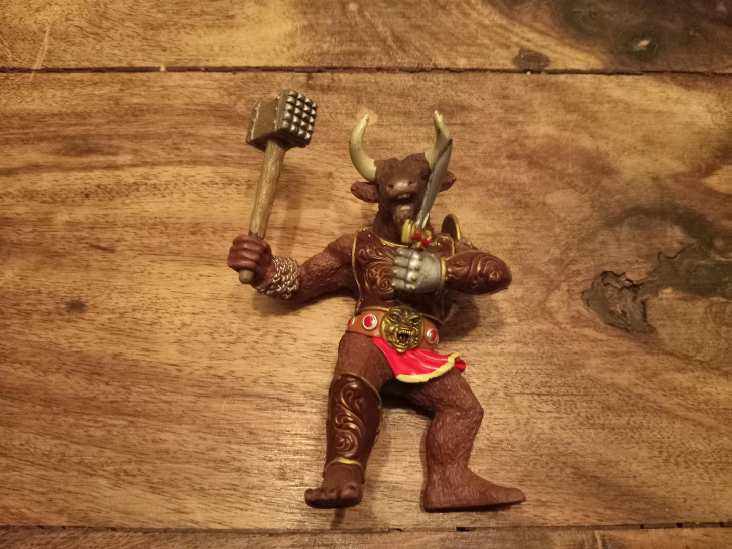 Papo Minotaur Fantasy Figure ( 38931 ) 2006