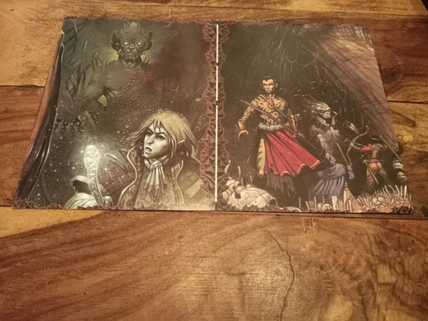 Sword & Sorcery DM Screen Scarred Lands With Map d20