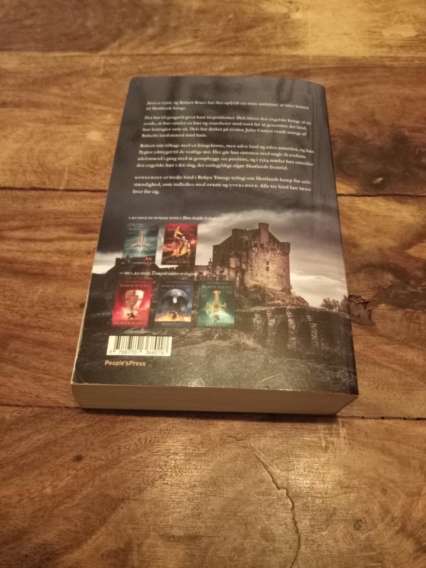 Kongerige Robyn Young Gyldendal 2020