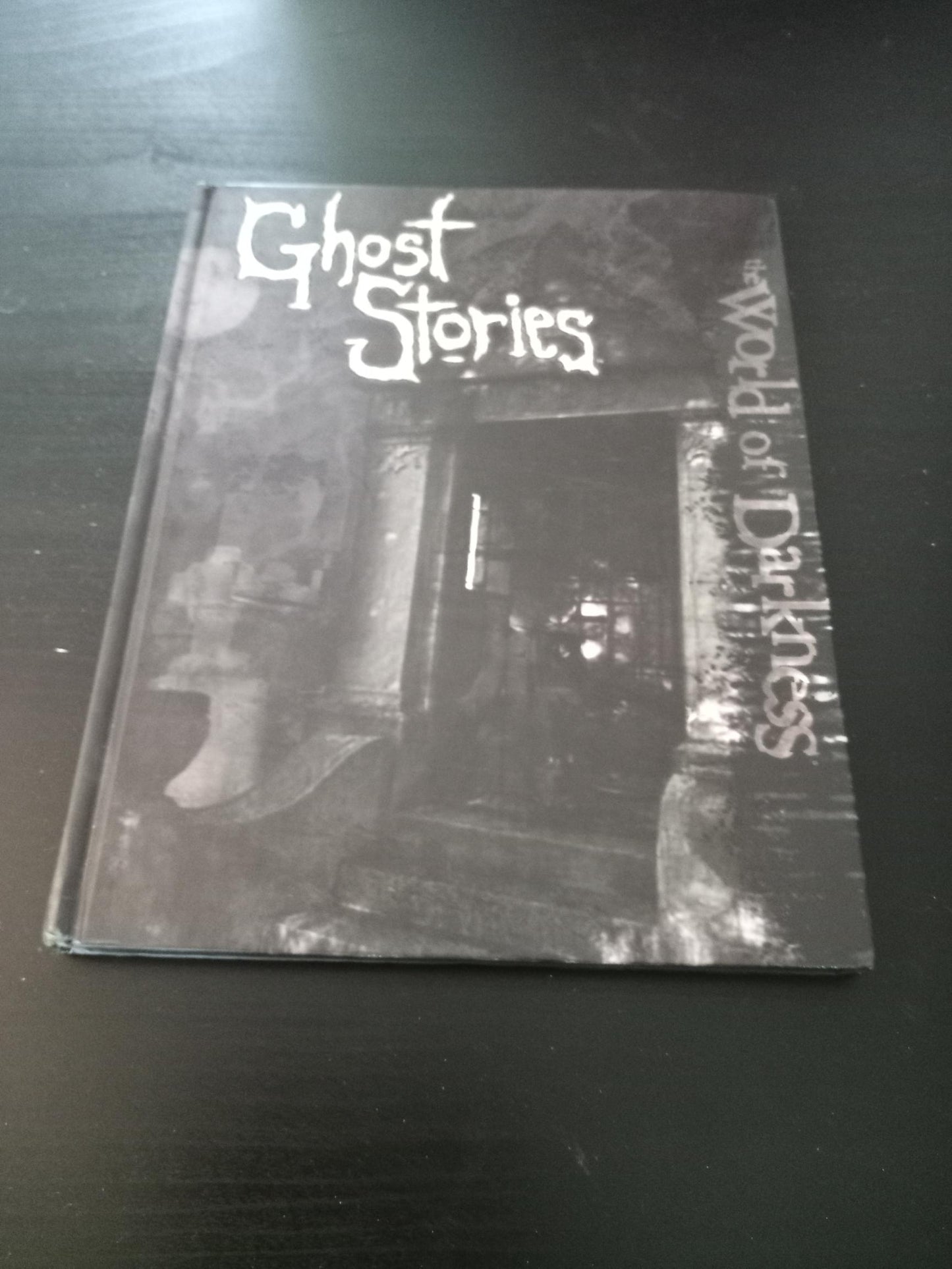 World of Darkness Ghost Stories Hardcover White Wolf 2004