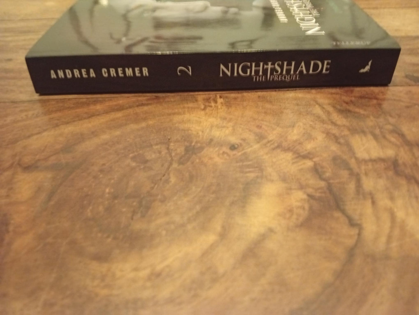 Nightshade The prequel Oprøret Andrea Cremer 2014