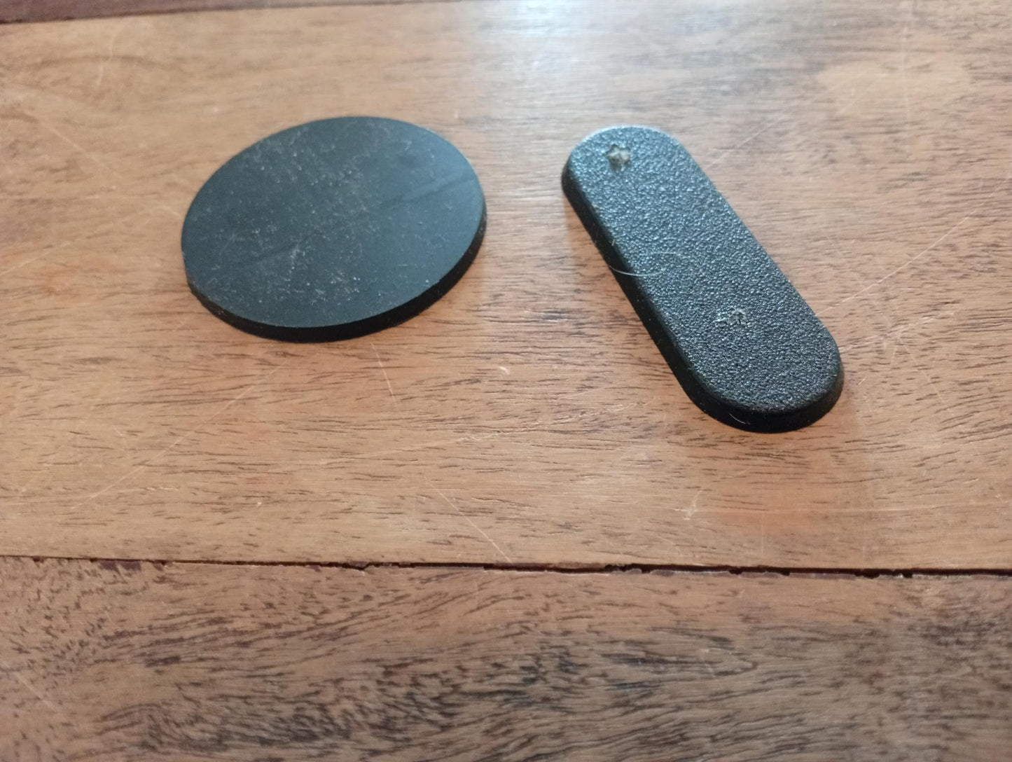 Warhammer 40k Road Biker/Dreadnought Base Plain Bits Games Workshop
