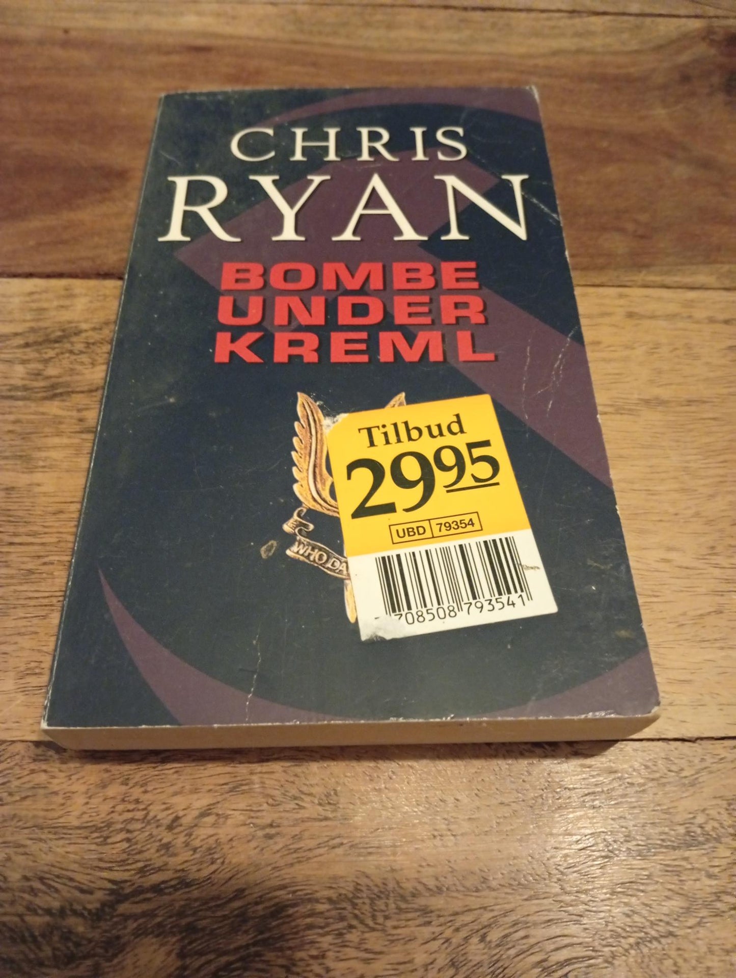 Bombe under Kreml Chris Ryan Lindhardt og Ringhof