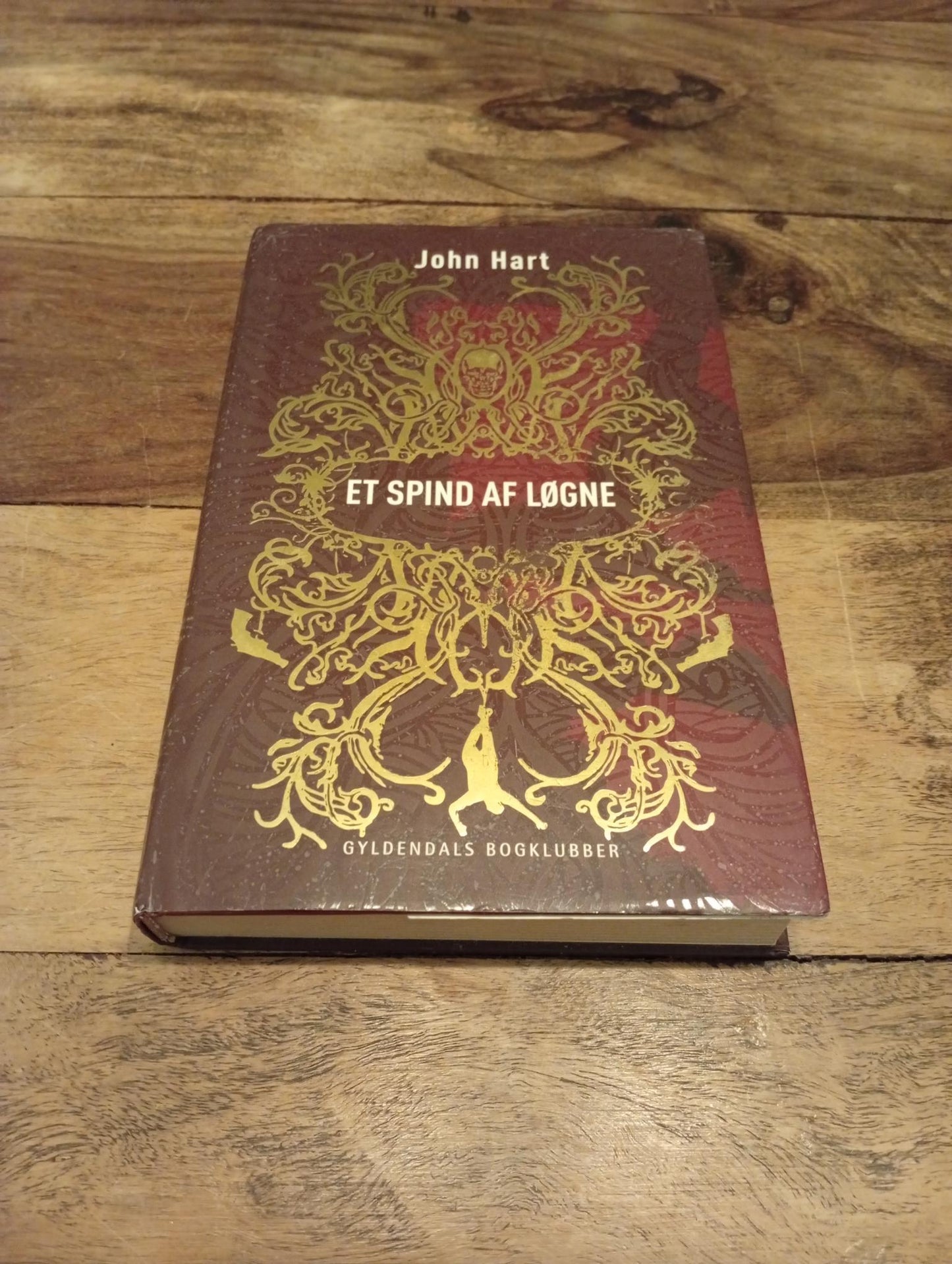 Et spind af løgne John Hart Gyldendals Bogklubber 2007