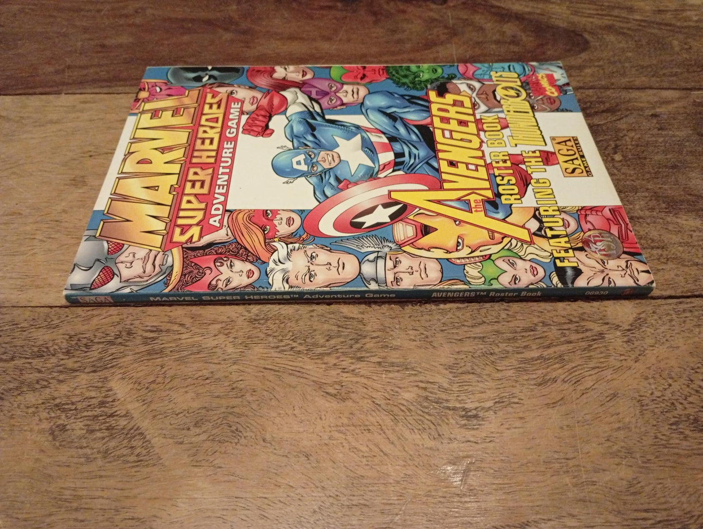 Avengers Roster Book Featuring the Thunderbolts Marvel Super Heroes Adventure Game TSR 1998