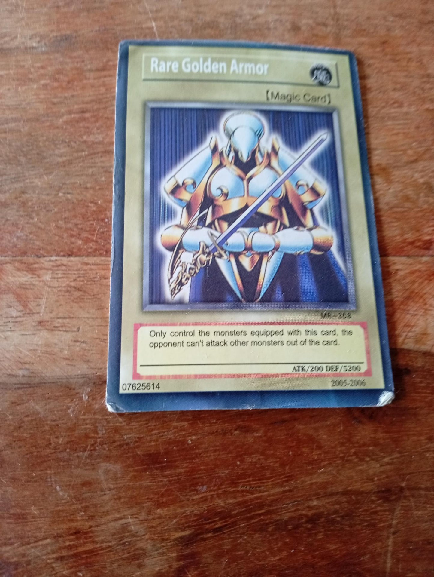 Yu-Gi-Oh! Rare Golden Armor MR-368