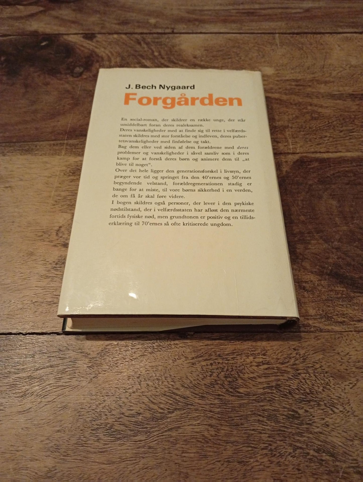 Forgården J.Bech Nygaard Bogsamleren 1974