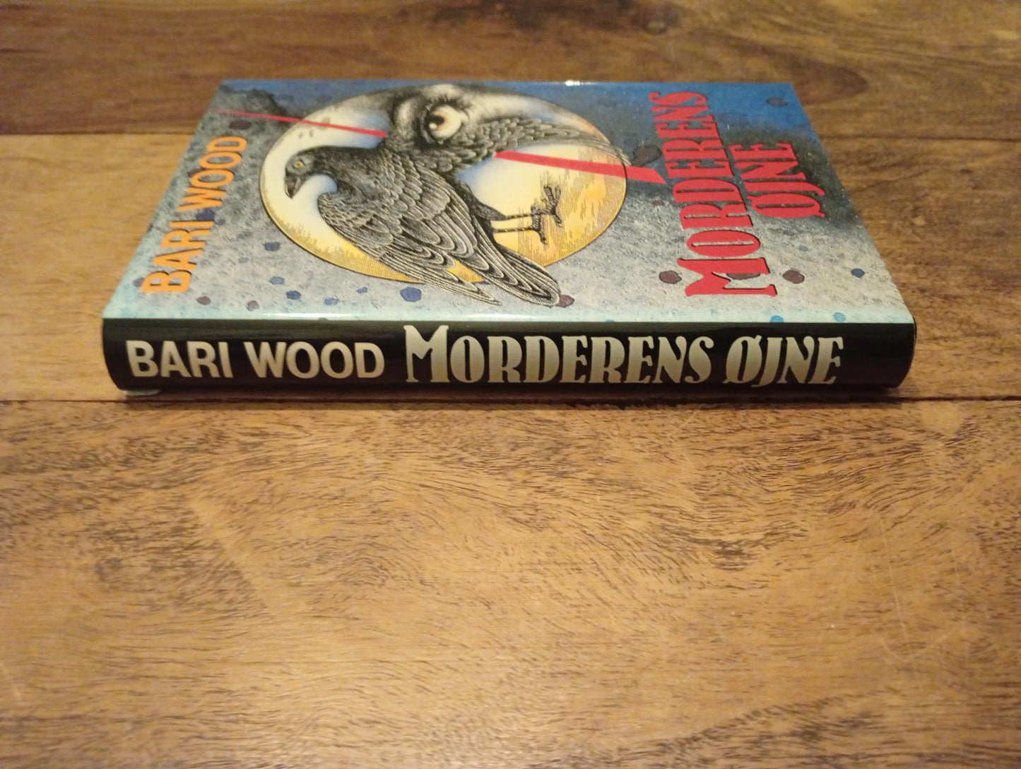 Morderens øjne Hardback Bari Wood