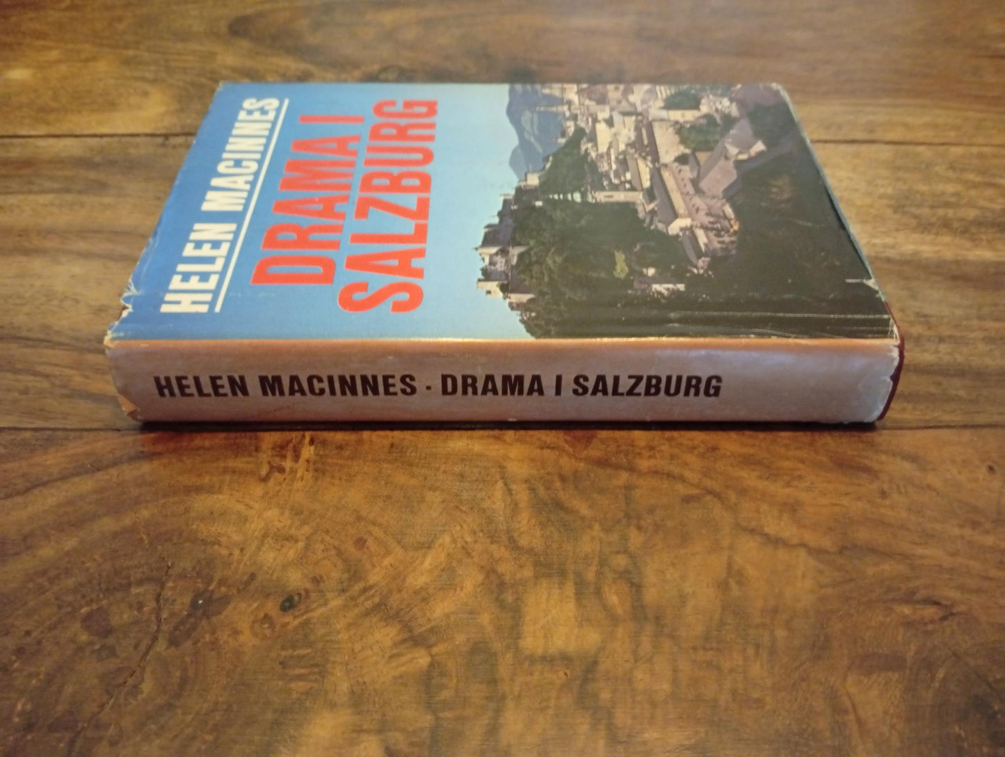Drama i Salzburg Helen Macinnes