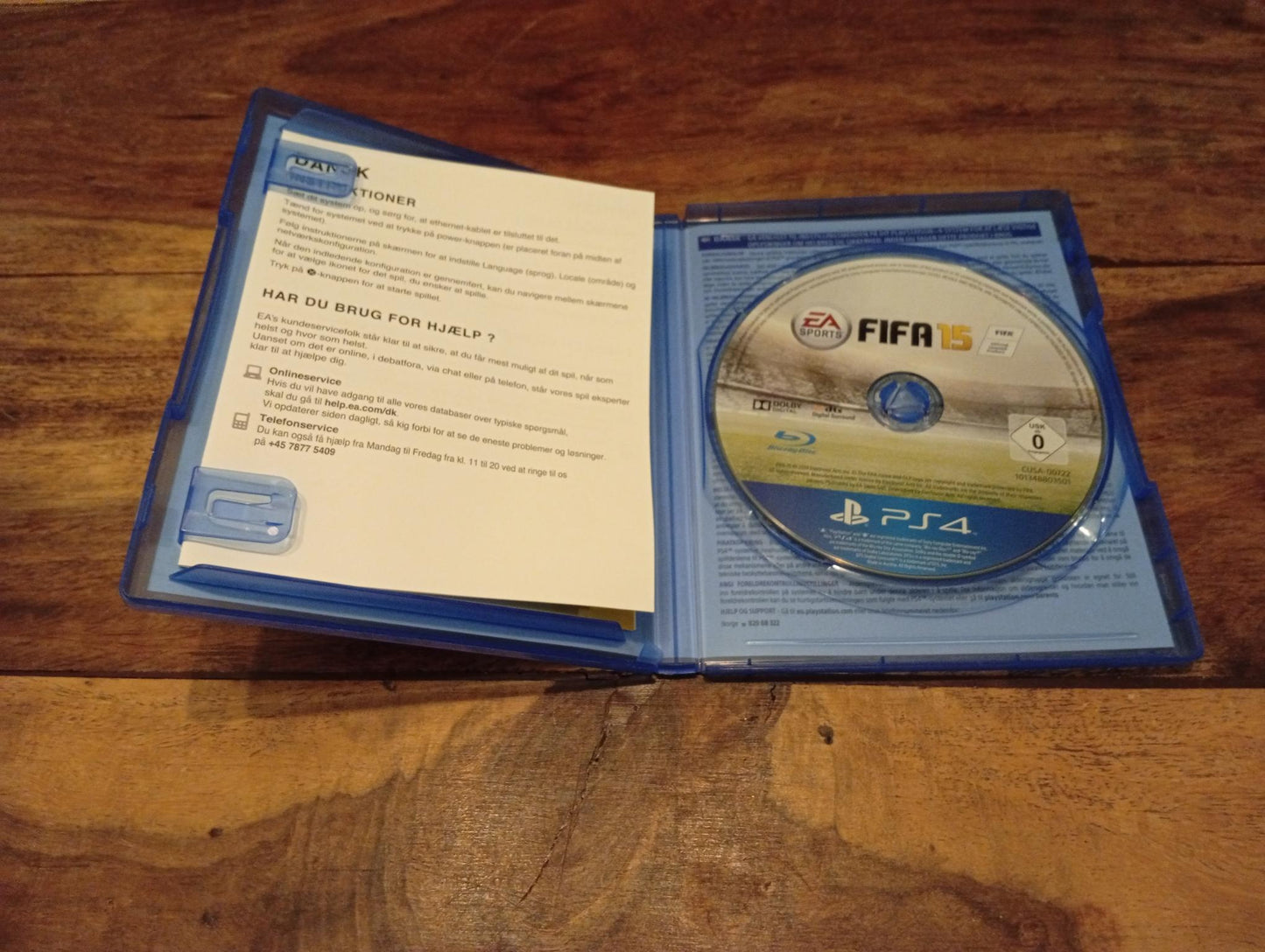 PlayStation 4 FIFA 15 Ultimate Team Edition 2014