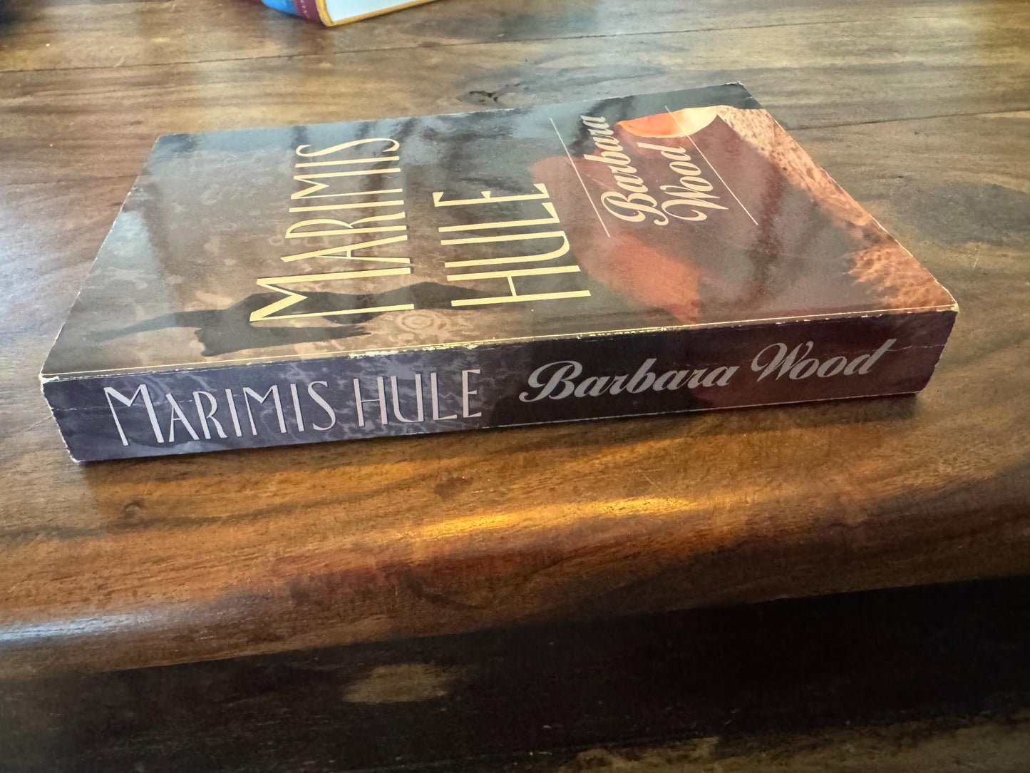Marimis Hule Barbara Wood