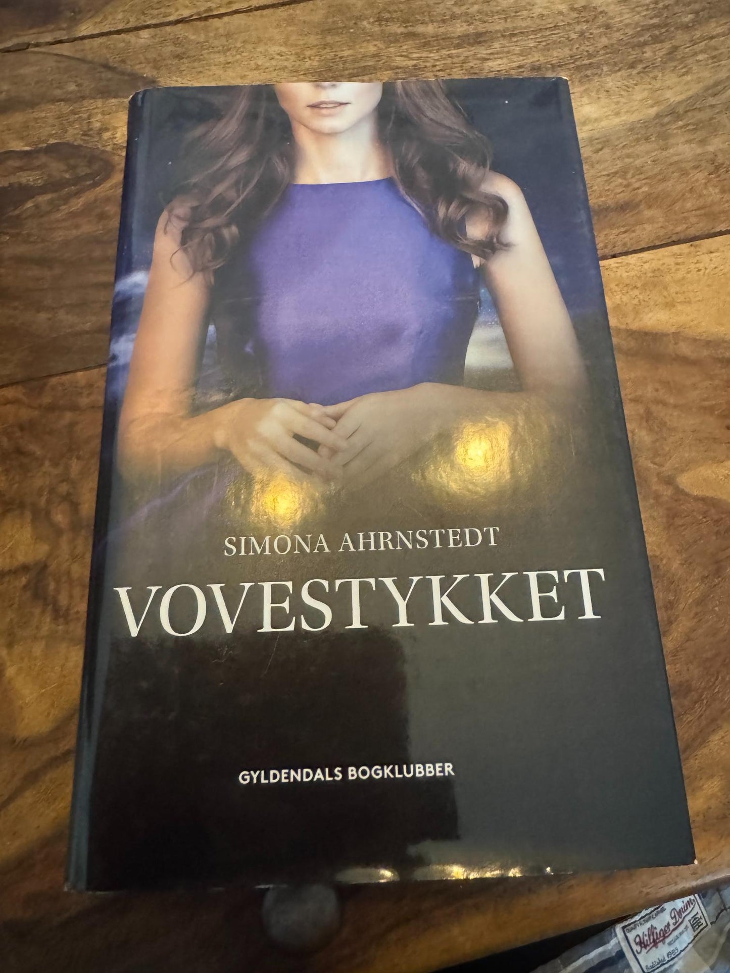 Vovestykket Simona Ahrnstedt Gyldendals Bogklubber