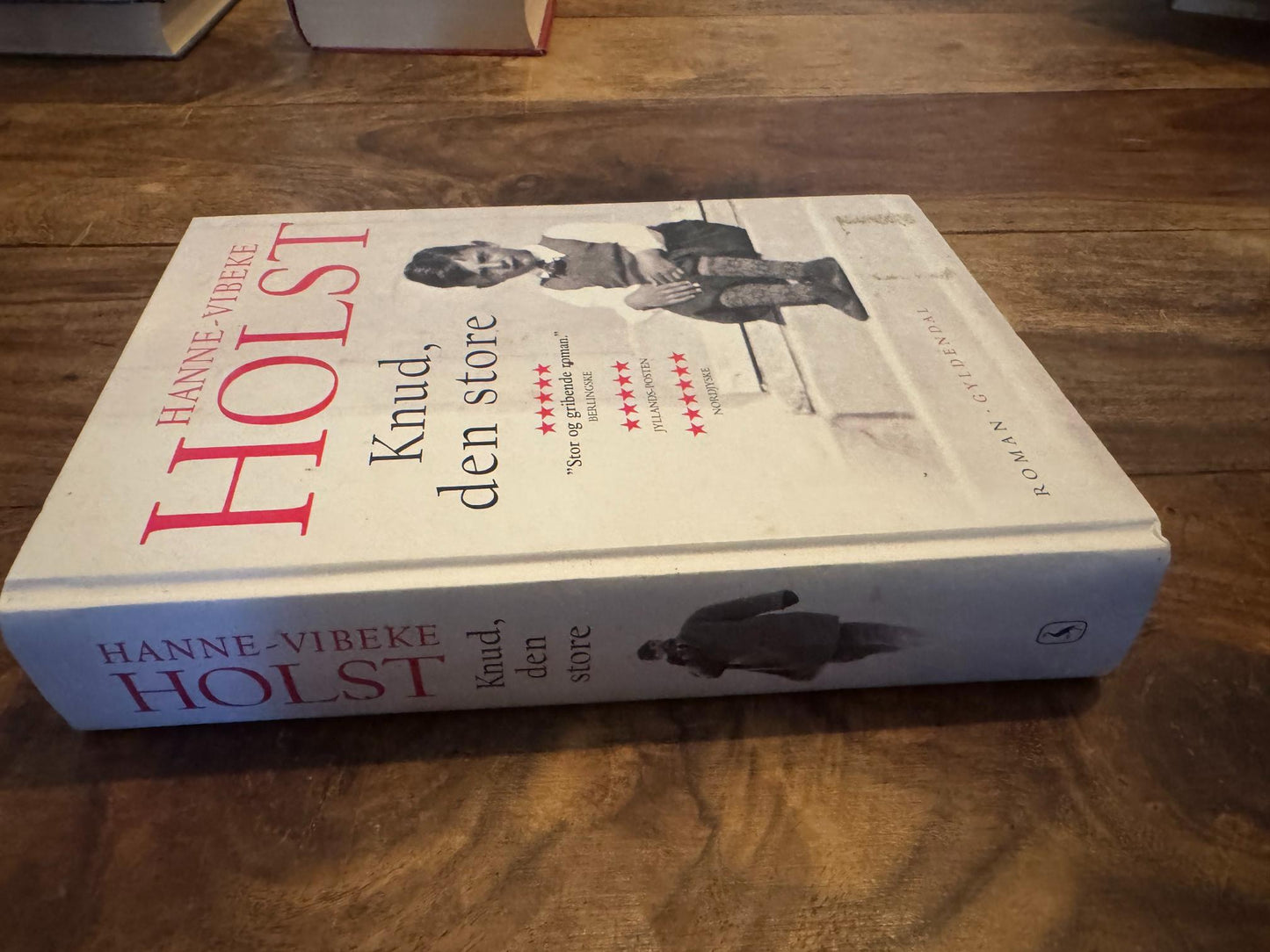 Knud, den store Hanne-Vibeke Holst