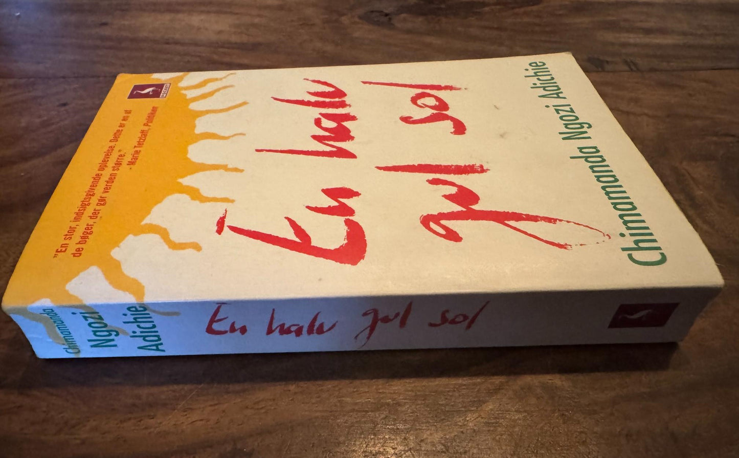 En halv gul sol Chimamanda Ngozi Adichie