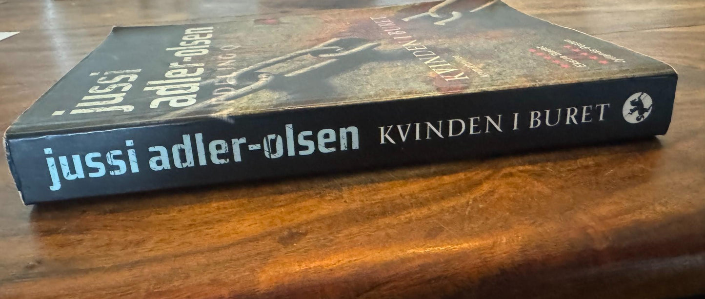 Kvinden i buret Jussi Adler-Olsen Politikens Forlag