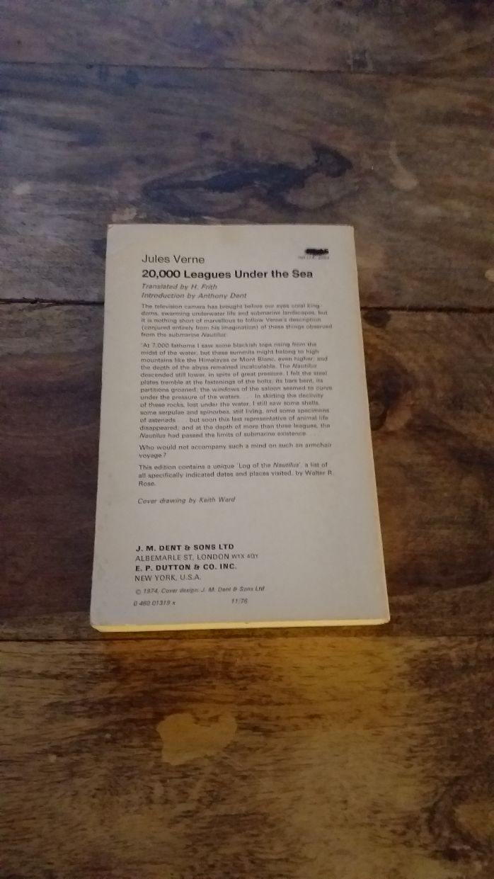 20,000 LEAGUES UNDER THE SEA by JULES VERNE - J M DENT & SONS 1974 - books