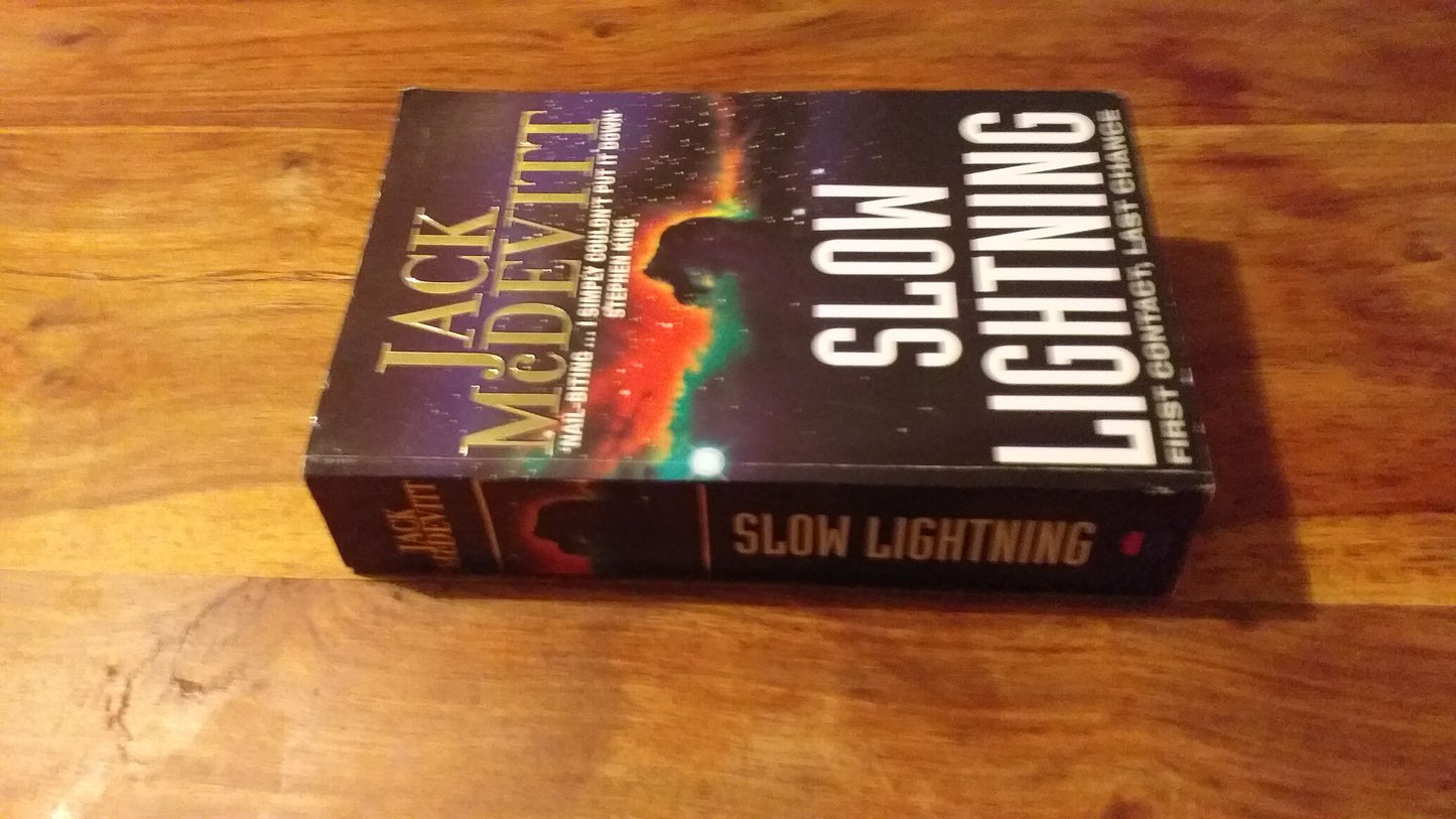 SLOW LIGHTNING Jack McDevitt