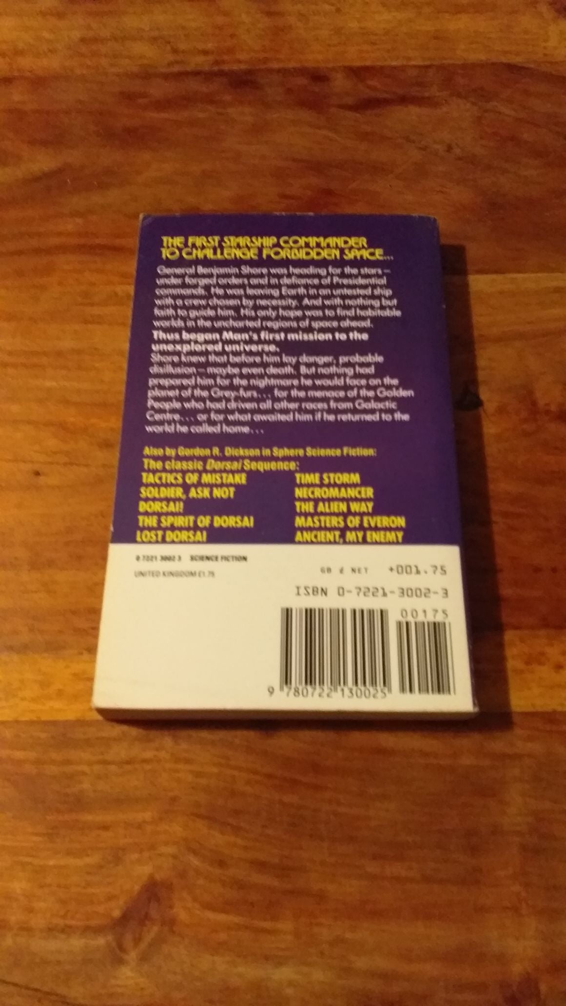 Mission To Universe by Gordon R. Dickson Sphere Books 1985