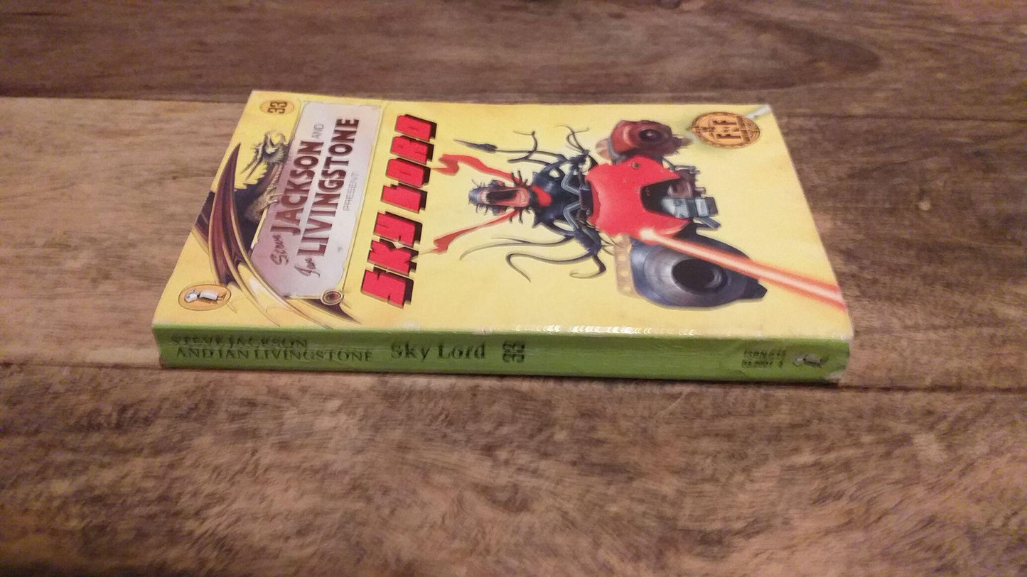 Fighting Fantasy #33: Sky Lord Ian Livingstone - Steve Jackson - books