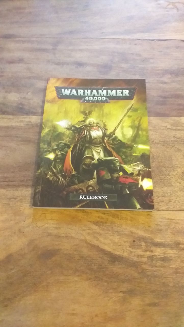 Warhammer 40k mini 6th Edition Rulebook