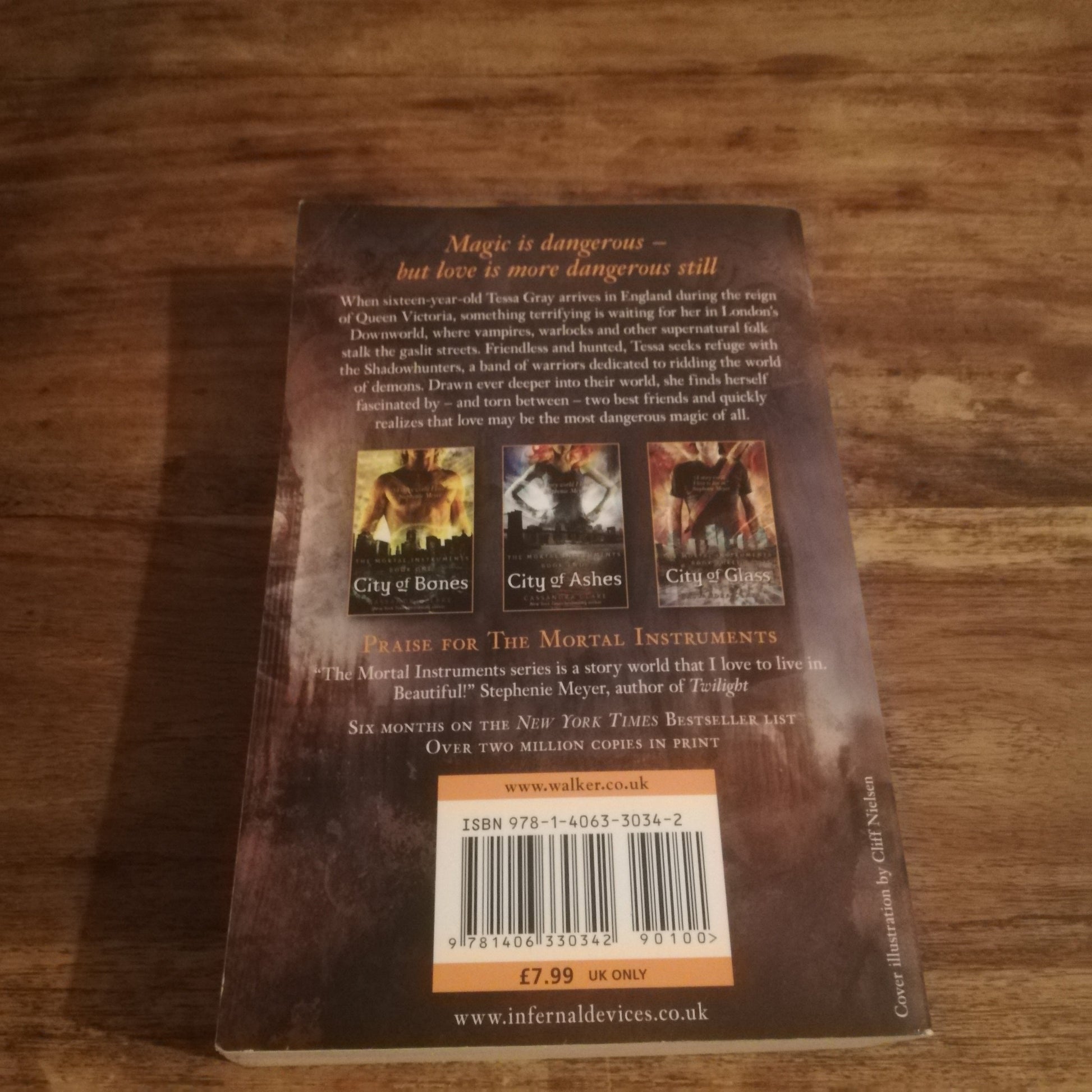 The Clockwork Angel Infernal Devices, Book 1 by Cassandra Clare - AllRoleplaying.com