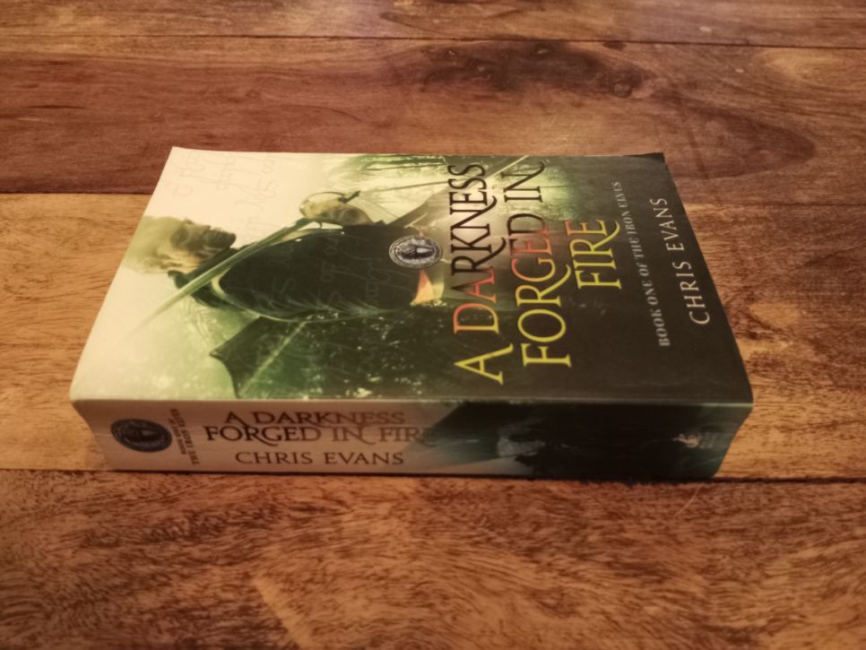 A Darkness Forged in Fire The Iron Elves #1 Chris Evans 2009