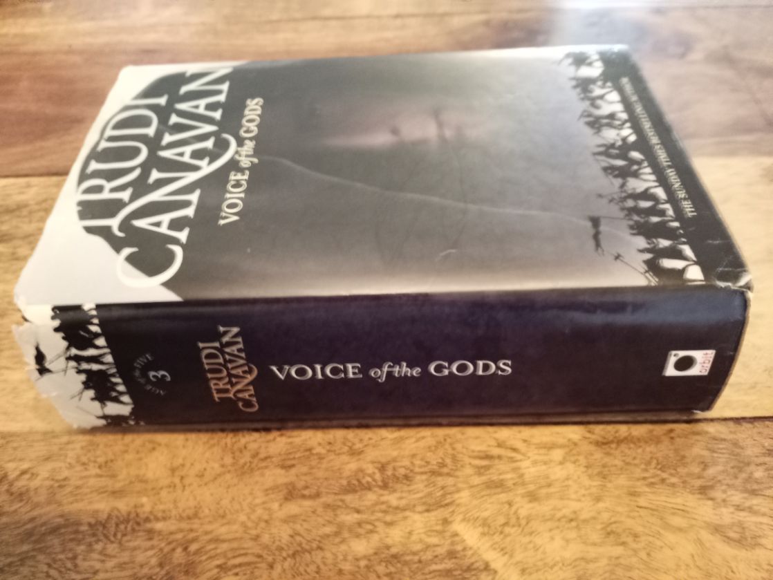 Age of the Five Trilogy Trudi Canavan