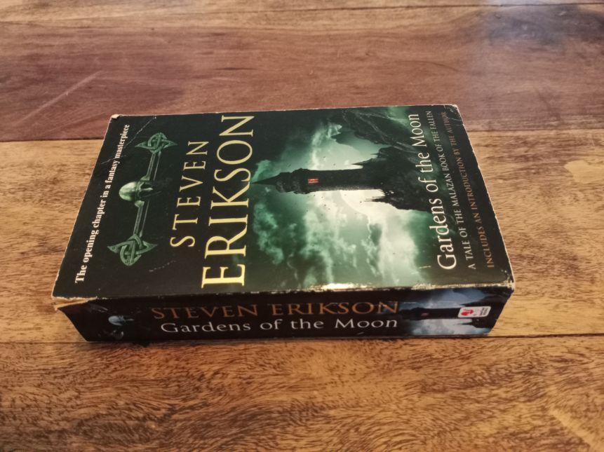 Gardens of the Moon The Malazan Book #1 Steven Erikson
