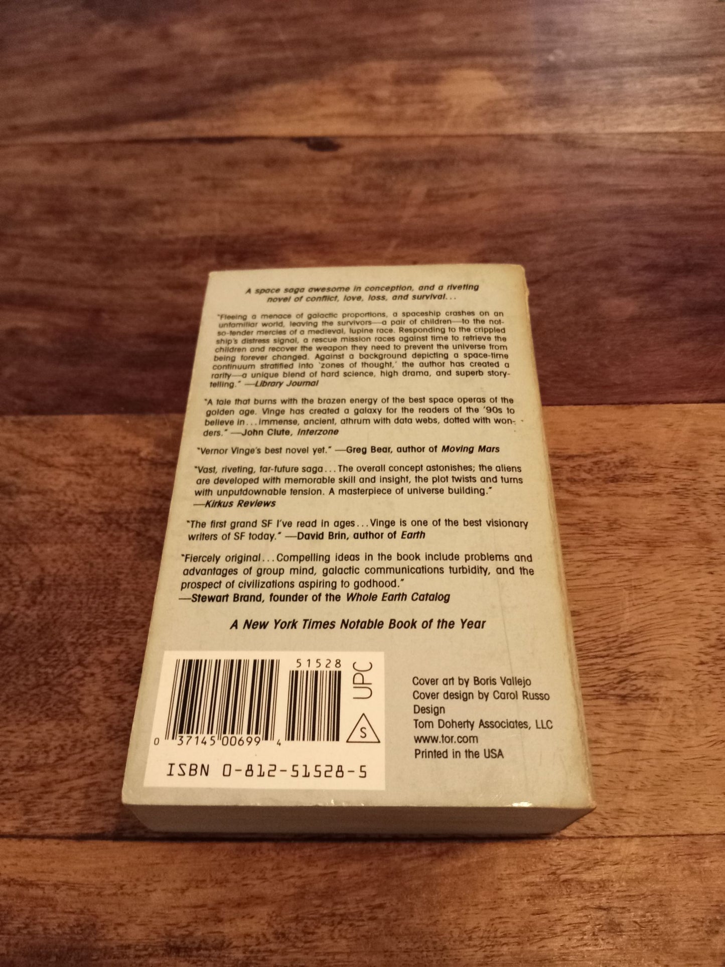 A Fire Upon The Deep Zones of Thought #1 Vernor Vinge 1993