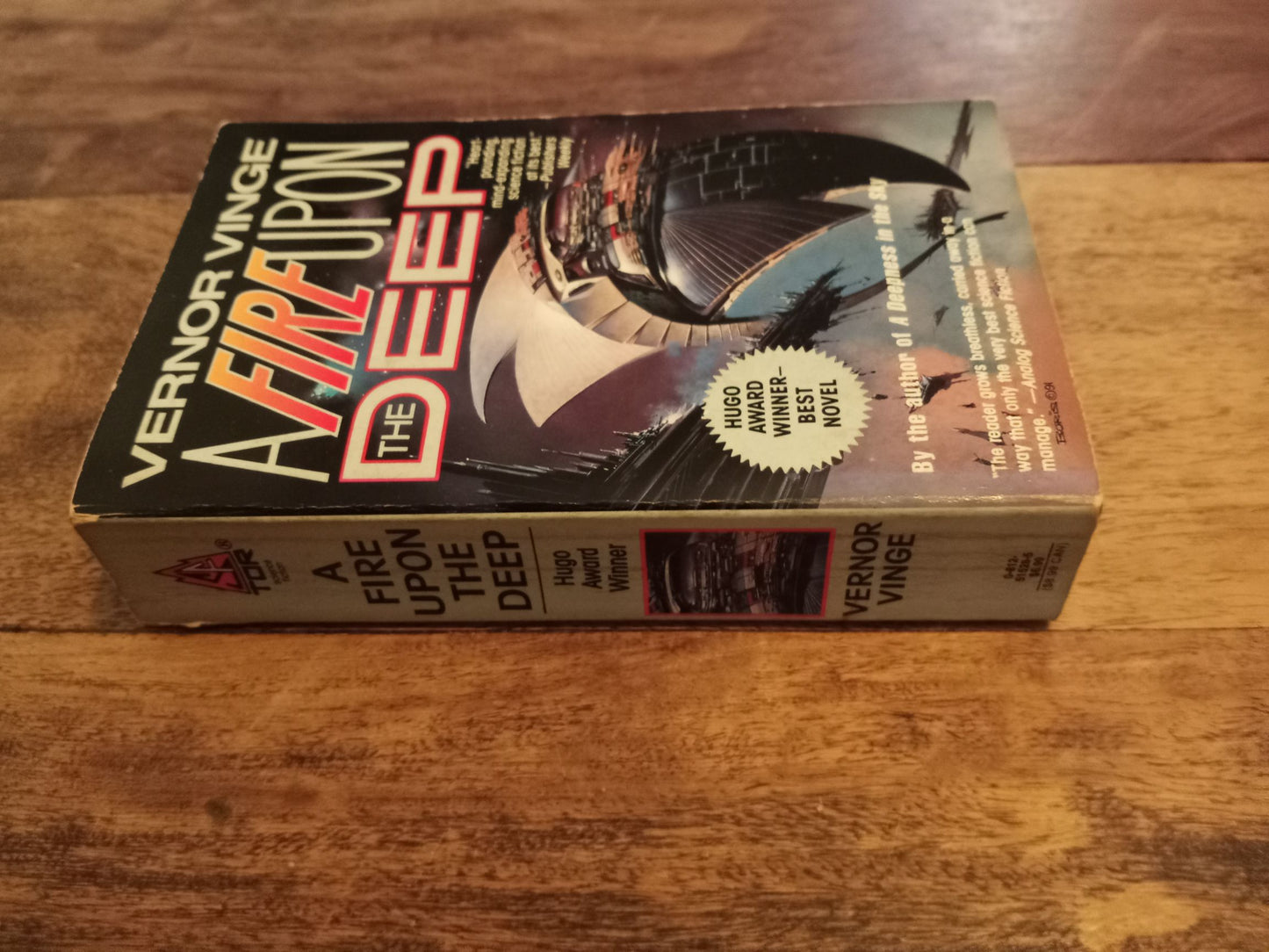 A Fire Upon The Deep Zones of Thought #1 Vernor Vinge 1993