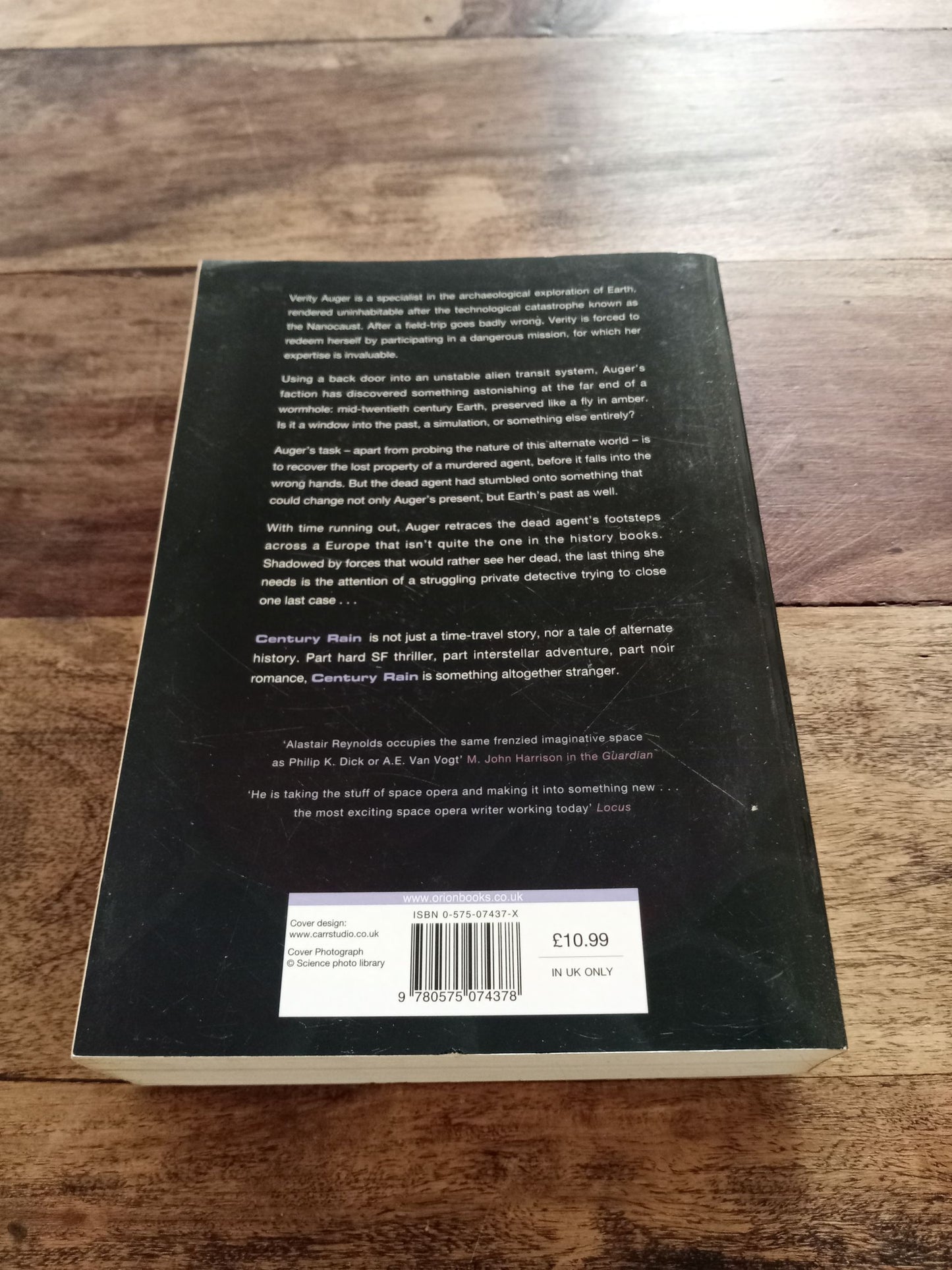 Century Rain Alastair Reynolds 2005