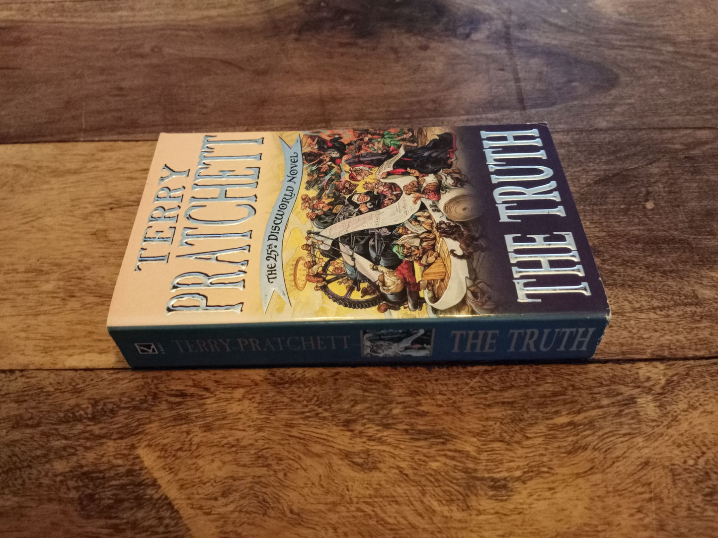 Discworld The Truth A Discworld Novel #25 Terry Pratchett 2000