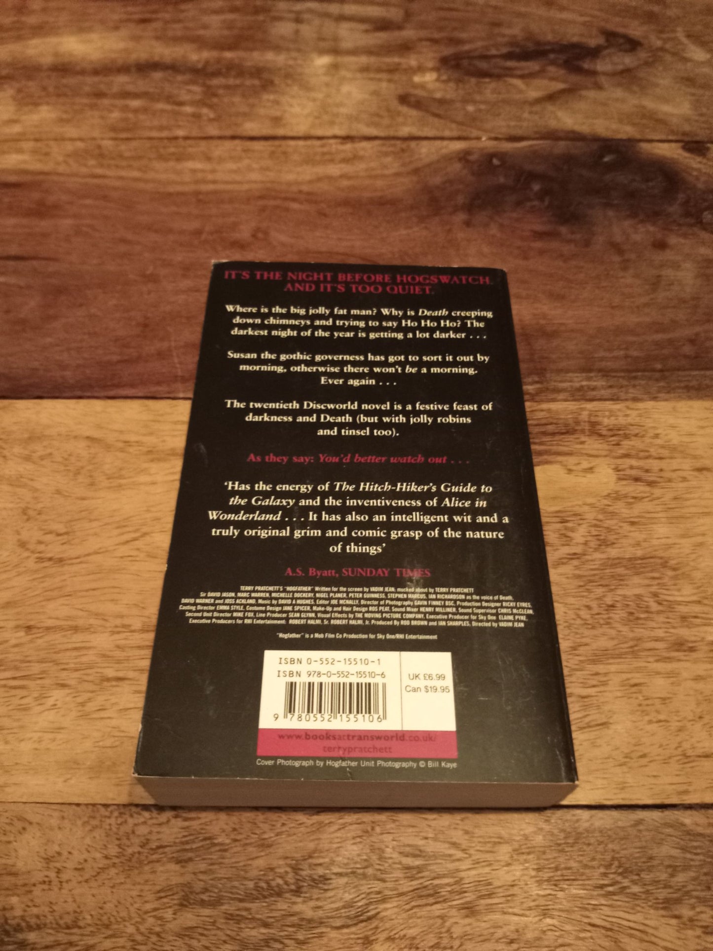 Hogfather A Discworld Novel #20 Terry Pratchett 2006