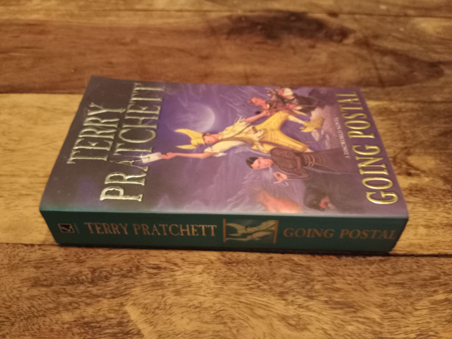 Going Postal A Discworld Novel #33 Terry Pratchett 2014