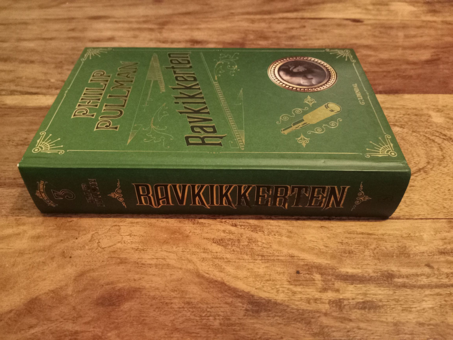 Ravkikkerten Det gyldne kompas Trilogi #3 Philip Pullman Hardcover 2017
