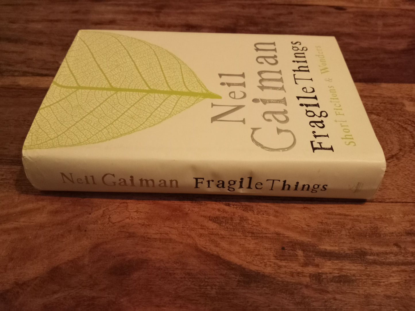 Fragile Things Neil Gaiman Hardcover 2006
