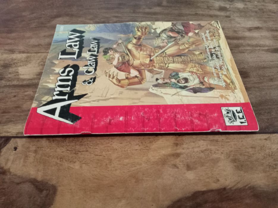 Rolemaster Arms Law & Claw Law I.C.E. 1100 Iron Crown Enterprises 1990