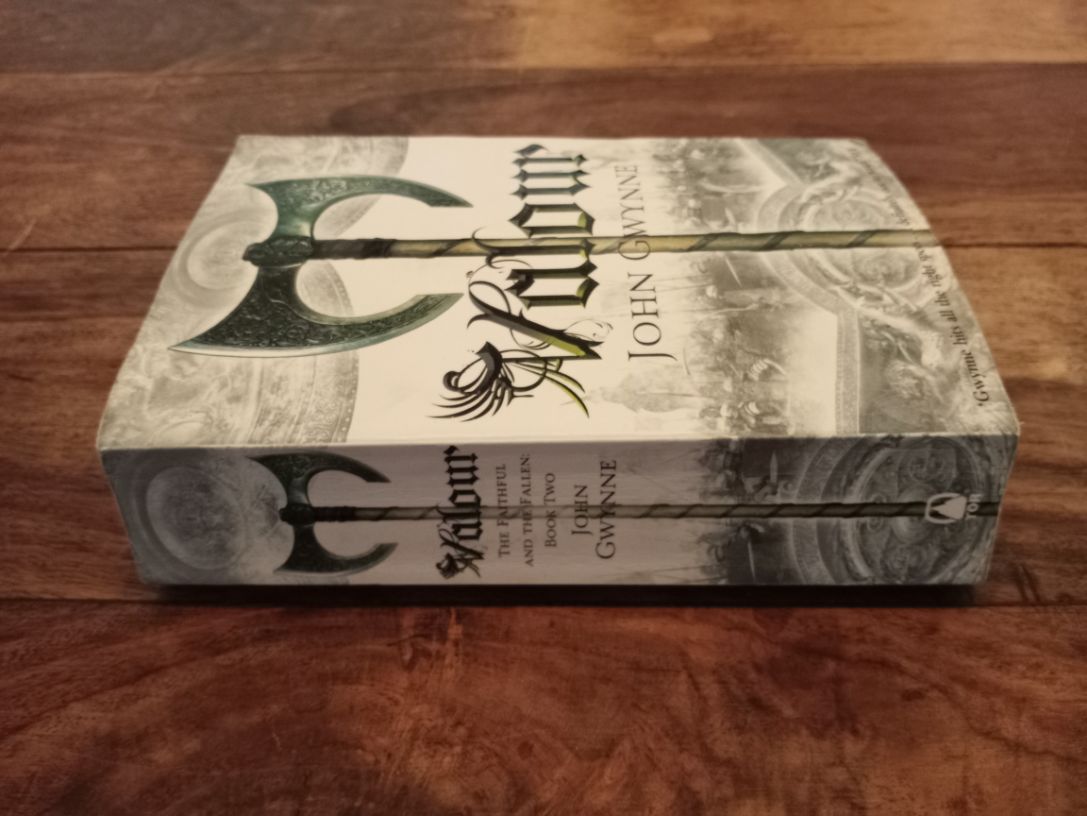 Valor Faithful and the Fallen 2 John Gwynne 2014