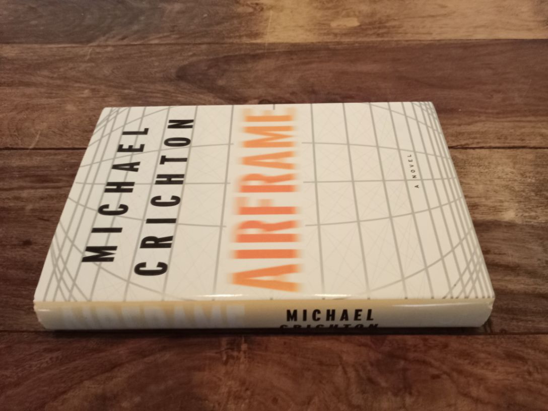 Airframe Michael Crichton 1996