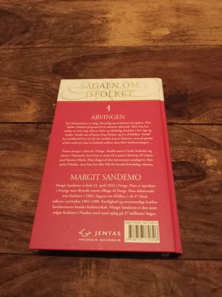 Arvingen Isfolket # 4 Sagaen om Isfolket Hardcover Margit Sandemo Jentas A/S 2012